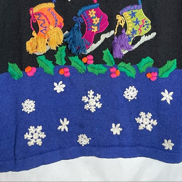 Vintage Casey & Max novelty embroidered ice skate snowflakes sweater - Picture 5 of 9